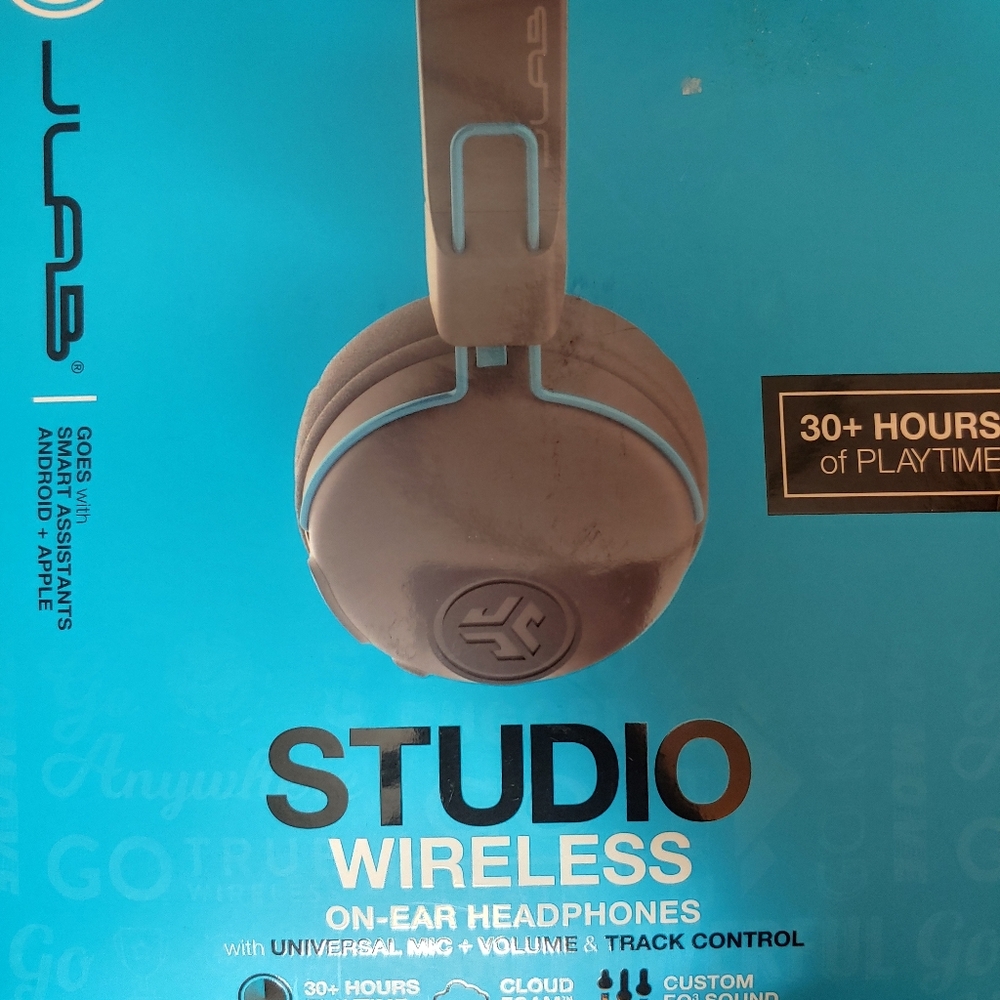 Bluetooth headphones